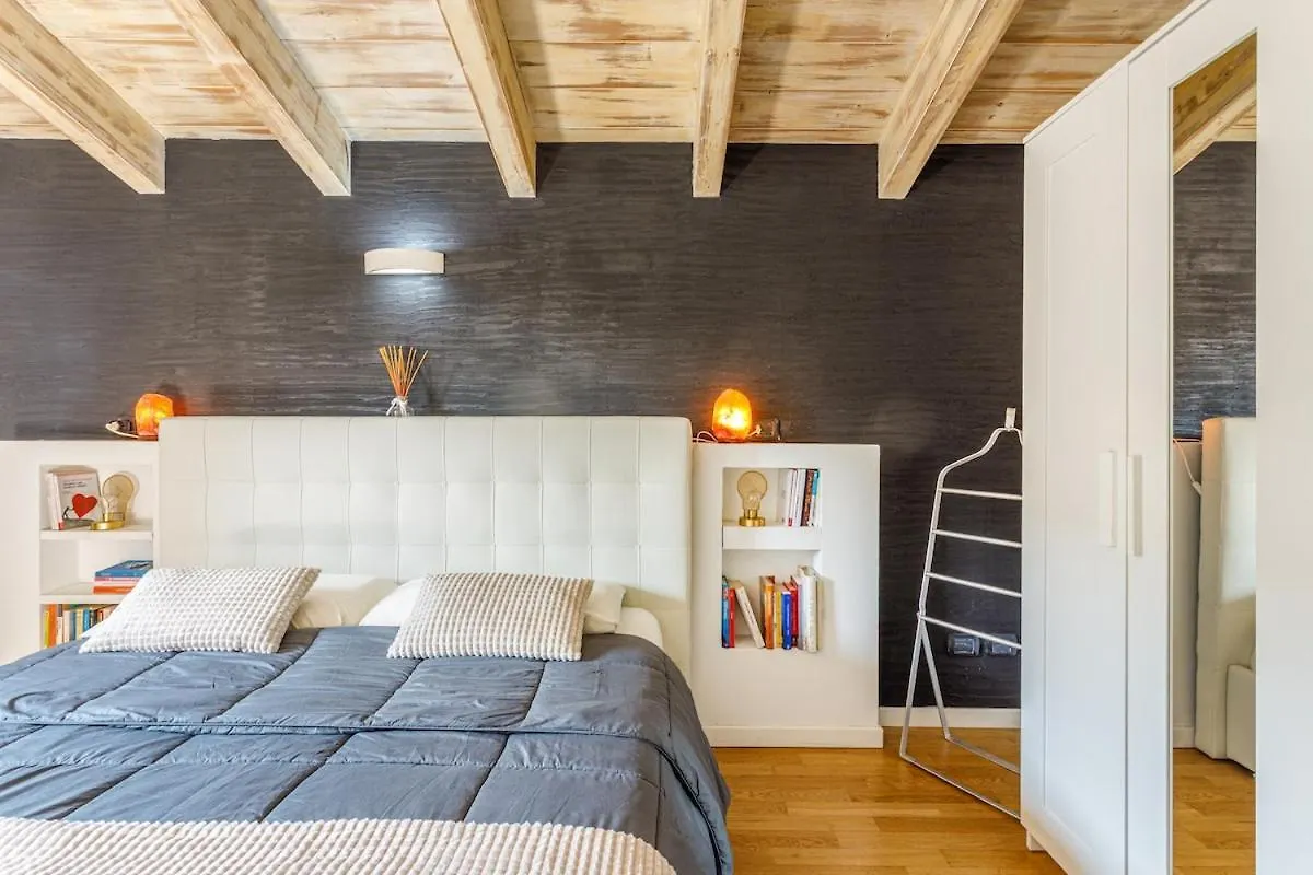 Unconventional Bnb Near Linate - Supreme Meme Loft Mediolan