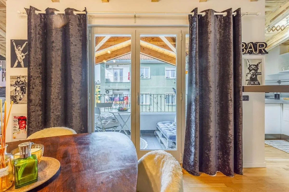 Unconventional Bnb Near Linate - Supreme Meme Loft Milan